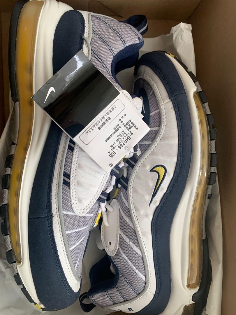 Air max 98 yellow on deals feet