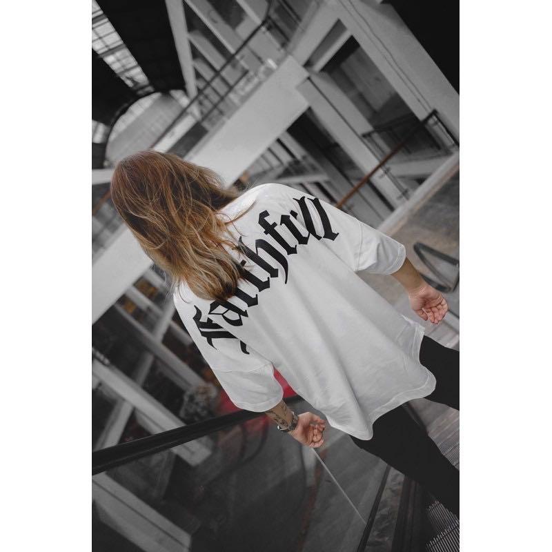 Oversized t shirt indonesia online