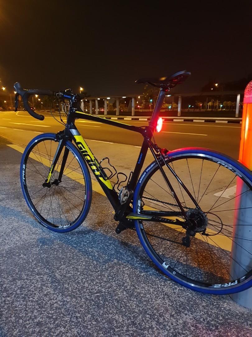 Giant tcr slr best sale 2017