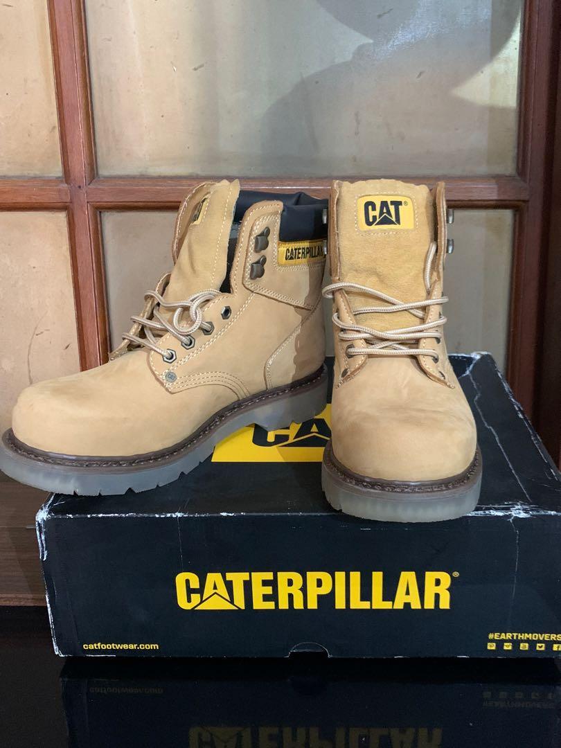 caterpillar army boots