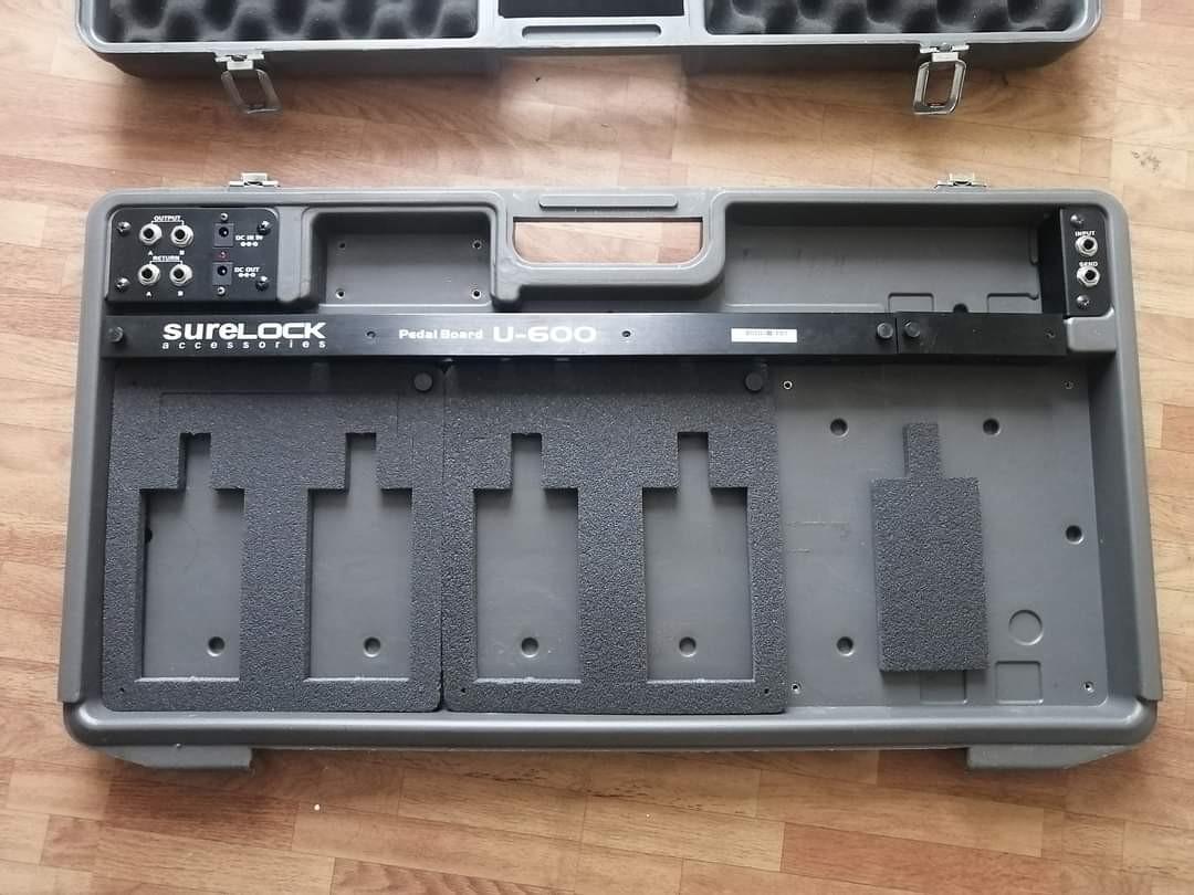 Surelock U600 Pedalboard, Hobbies & Toys, Music & Media, Musical