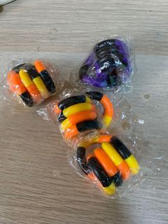 (Category: ) located in . Submitted by toyshopsg (Listing ID 1084123408, Image 1). Description: .