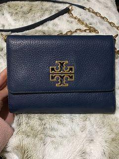 Toryburch chain on wallet purse