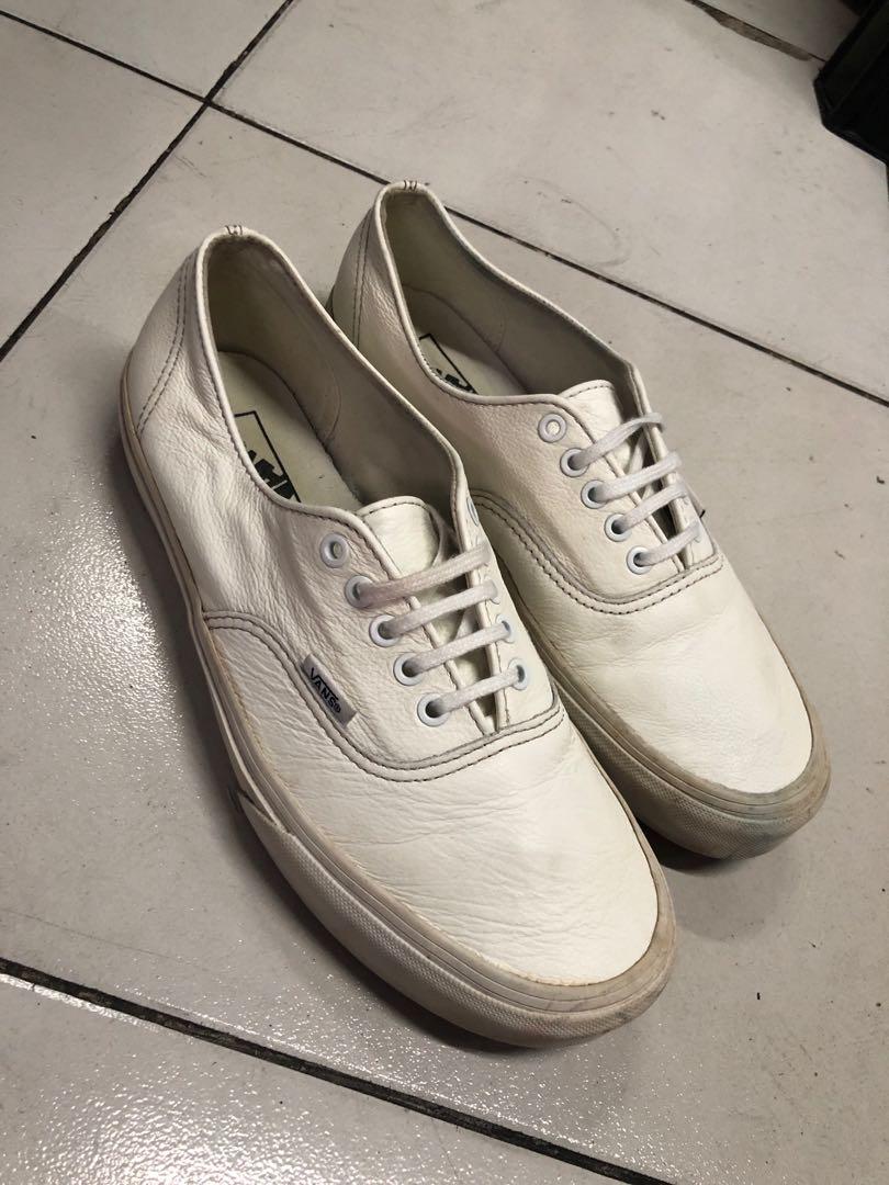 Vans 721454 Men's White Leather Skate Shoes( US), Men's Fashion, Footwear,  Sneakers on Carousell