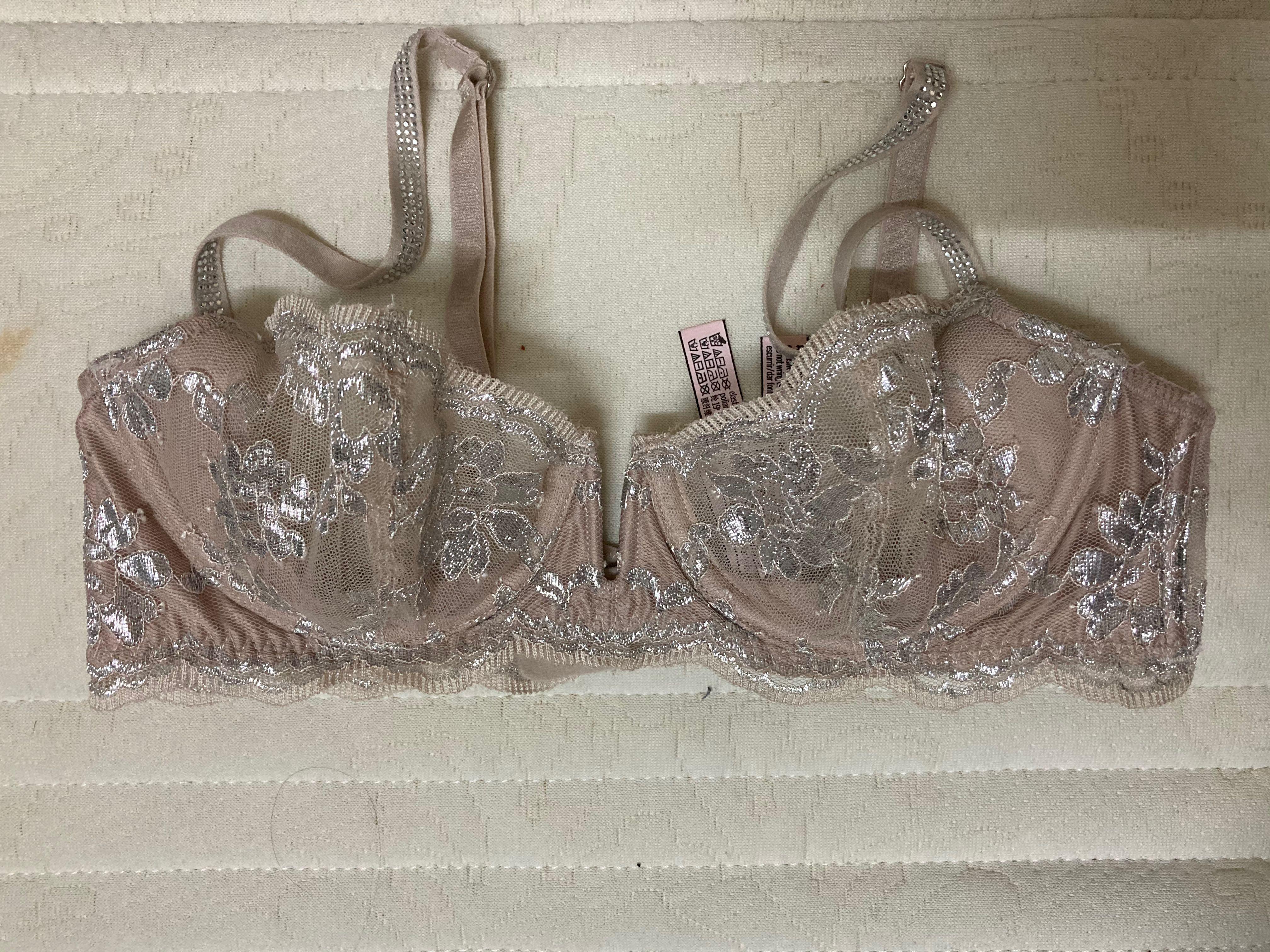 Victoria secret bralette, Women's Fashion, New Undergarments & Loungewear  on Carousell