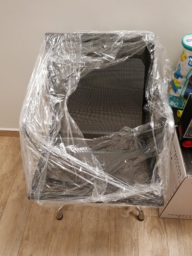 Vitra Eames Chiar (Category: Chairs) located in Singapore. Submitted by designbloke (Listing ID 1069347145, Image 1). Description: Vitra Eames Aluminium Group chair for sale. perfect for your home office or lounge. just been restored with new arms, chrome cleaning and polish, as good as brand new..