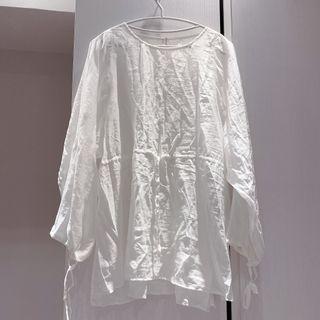 日系柔軟白罩衫