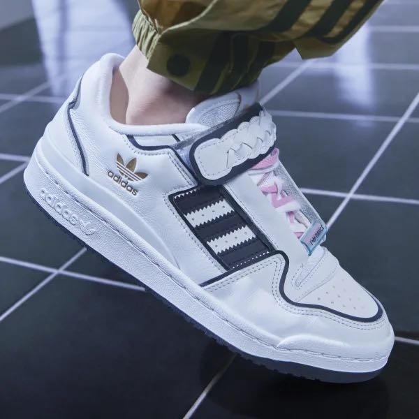 Blackpink adidas forum plus shoes
