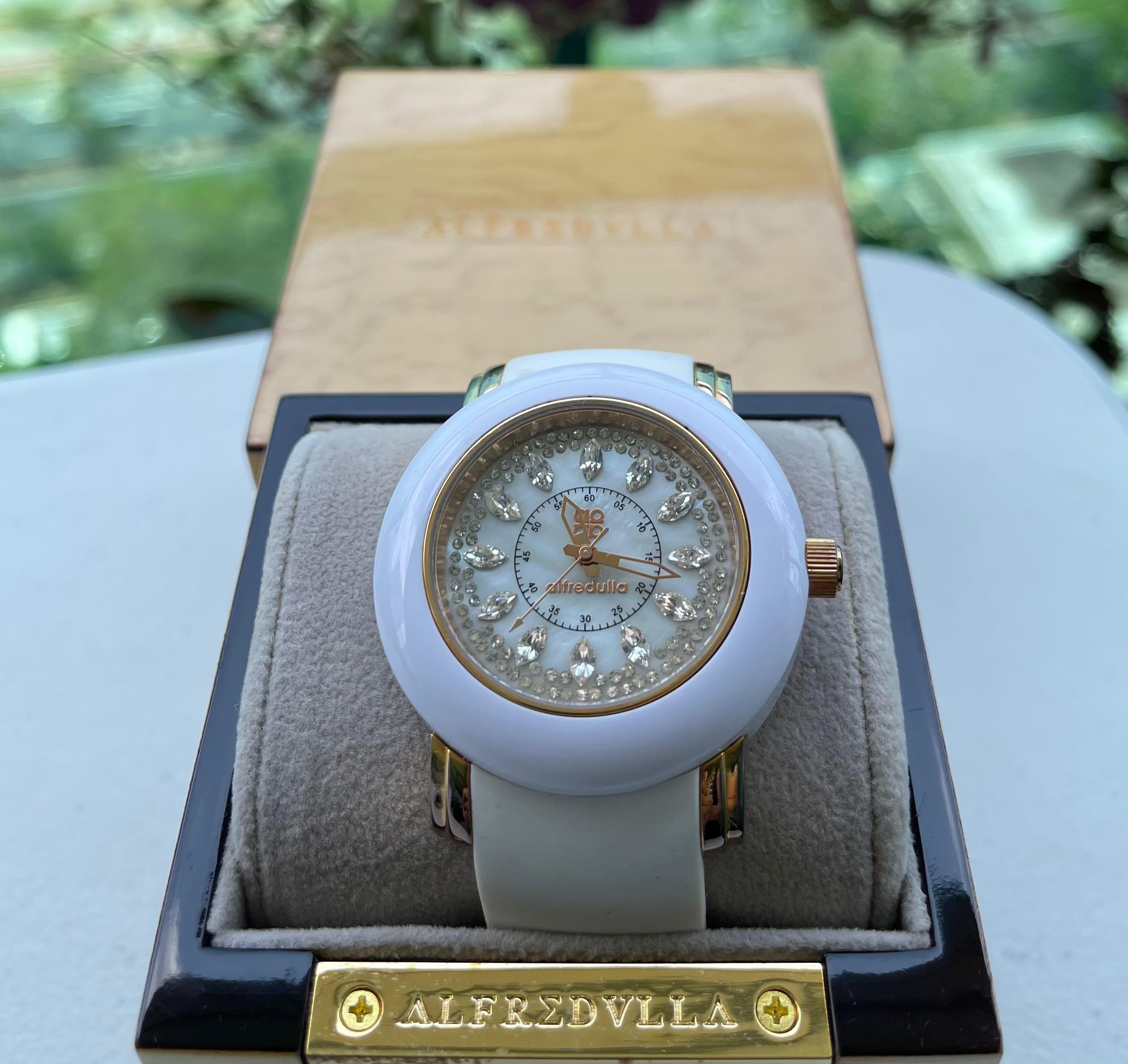 Alfredulla Watch Women s Fashion Watches Accessories Watches on Carousell