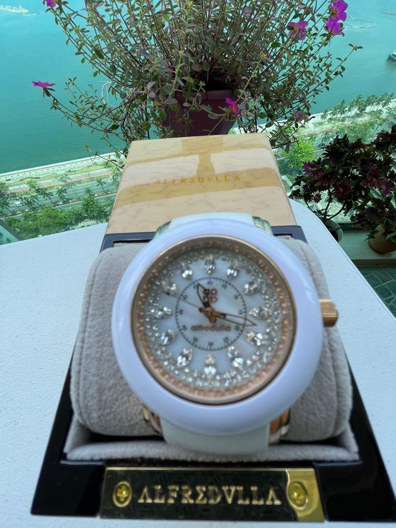 Alfredulla Watch Women s Fashion Watches Accessories Watches on Carousell