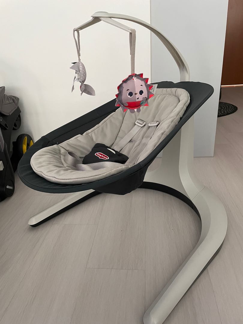 Tiny love bouncer and sway 2025