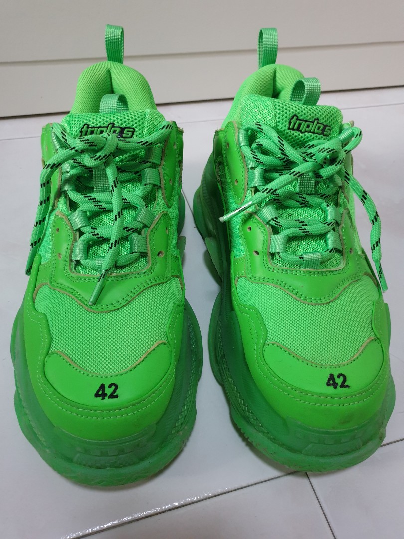 balenciaga triple s green