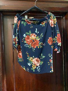 BNWOT floral shirt