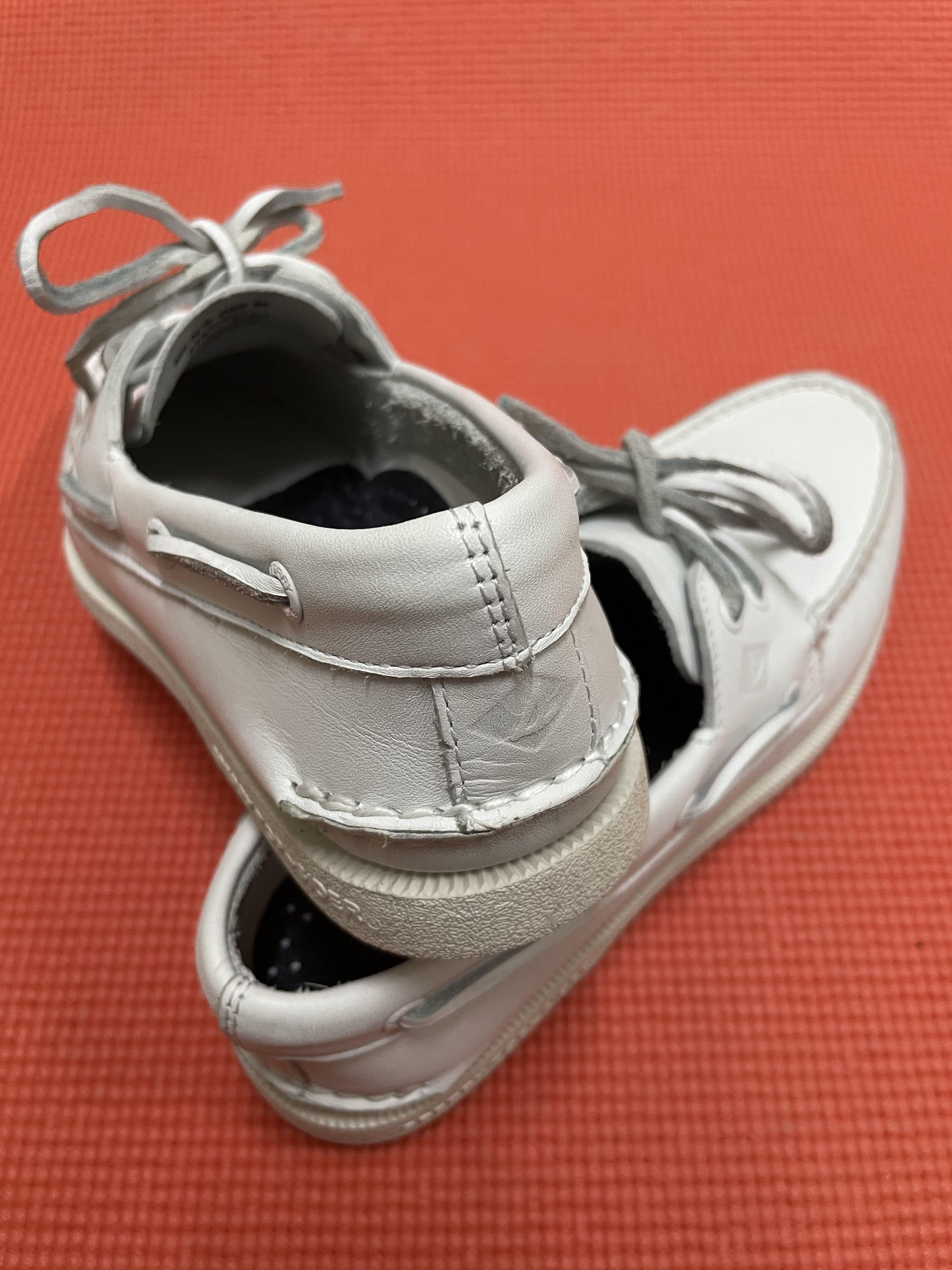White sailing hotsell shoes