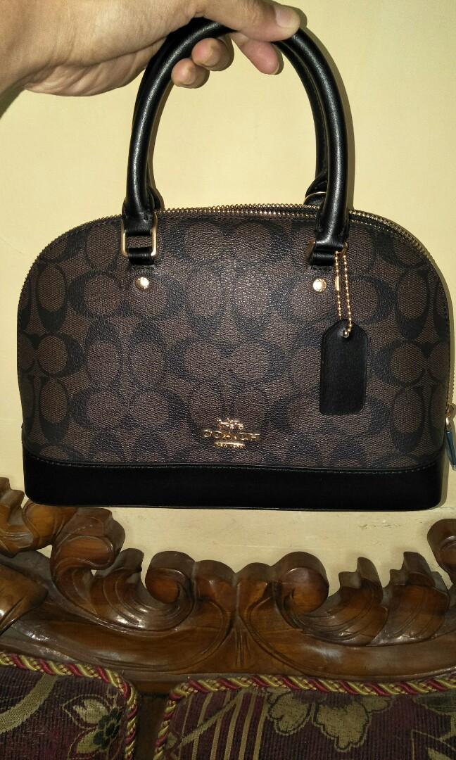 Coach mini sierra Authentic, Fesyen Wanita, Tas & Dompet di Carousell