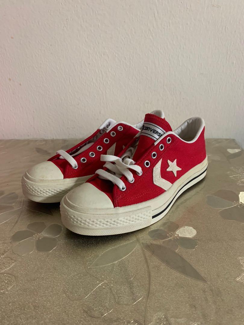 Converse under 1 store