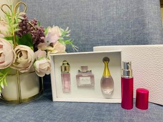 （分類：）位於 。 由 cattsuibaby 提交（商品編號 1084328084，圖片 1）。簡介： 。