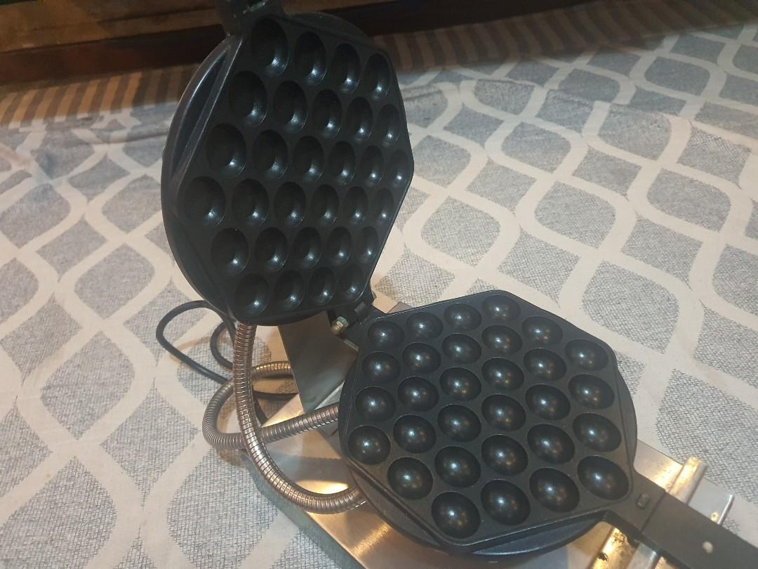 Egglet Maker (Category: Coffee Machines & Makers) located in Singapore. Submitted by fad_dady (Listing ID 1084459536, Image 4). Description: Egglet maker...in good condition...9/10...change of biz concept.