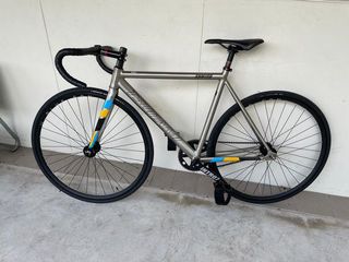 (Category: ) located in . Submitted by eifaaaziz (Listing ID 1084499303, Image 1). Description: .