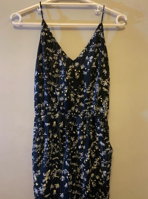 Floral Dress Jumpsuit (Category: Jumpsuits) located in Pateros City. Submitted by prelovedforfun_ (Listing ID 1084386787, Image 1). Description: in good condition and no flaws! authentic H&M clothing! fits frame from s-m feel free to message for further questions :).
