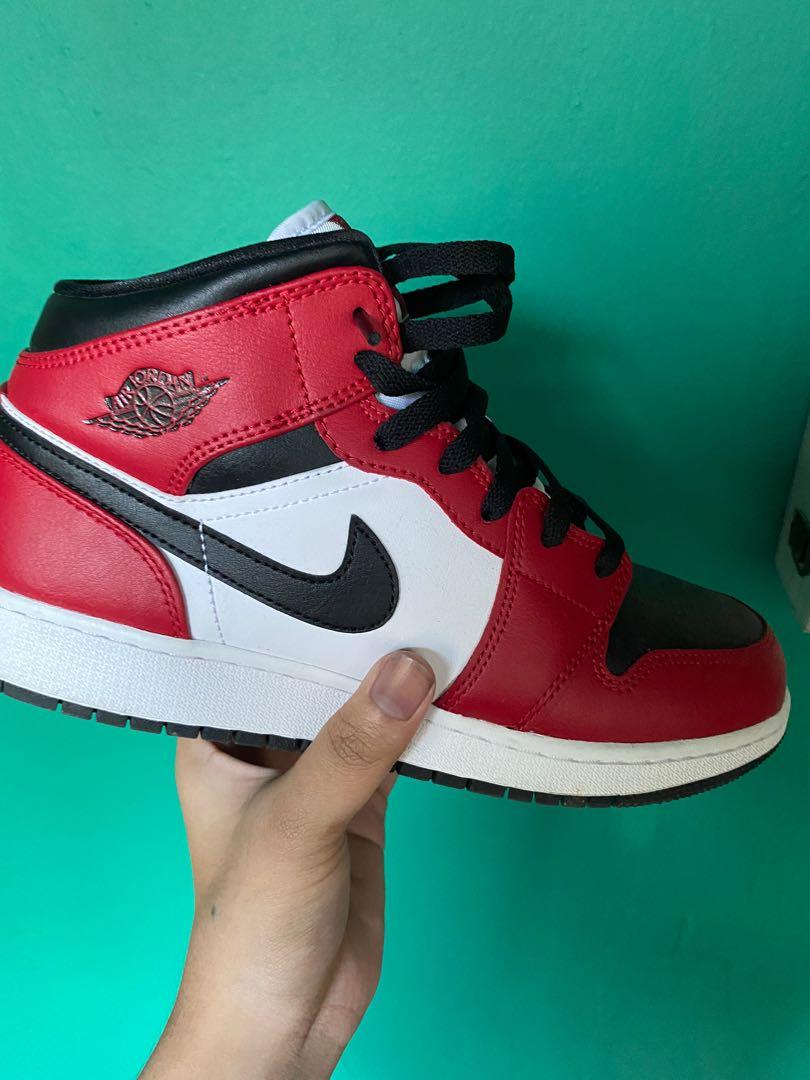 Nike Air Jordan 1 Retro Mid Chicago Toe Red White Black GS UK 3 4 5 US New