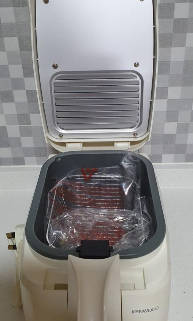 Kenwood Deep Fryer, TV & Home Appliances, Kitchen Appliances, Cookers