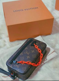 (Category: ) located in . Submitted by diamonds08 (Listing ID 1084431956, Image 1). Description: .