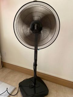 (Category: ) located in . Submitted by ying0512 (Listing ID 1084409266, Image 1). Description: .