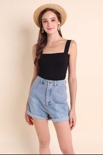 (Category: ) located in . Submitted by clothes_haul (Listing ID 1084357241, Image 1). Description: .