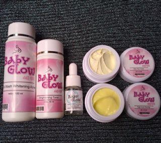 PAKET ACNE SERIES DOUBLE ACTION YG JERAWATAN RADANG.MERAH2 JERAWAT BANDEL WAJIB PKE INI DEH. DAN GAK CUMA NYEMBUHIN JERAWAT.TPI JUGA MENCERAHKAN GLOWING CLING 🤩