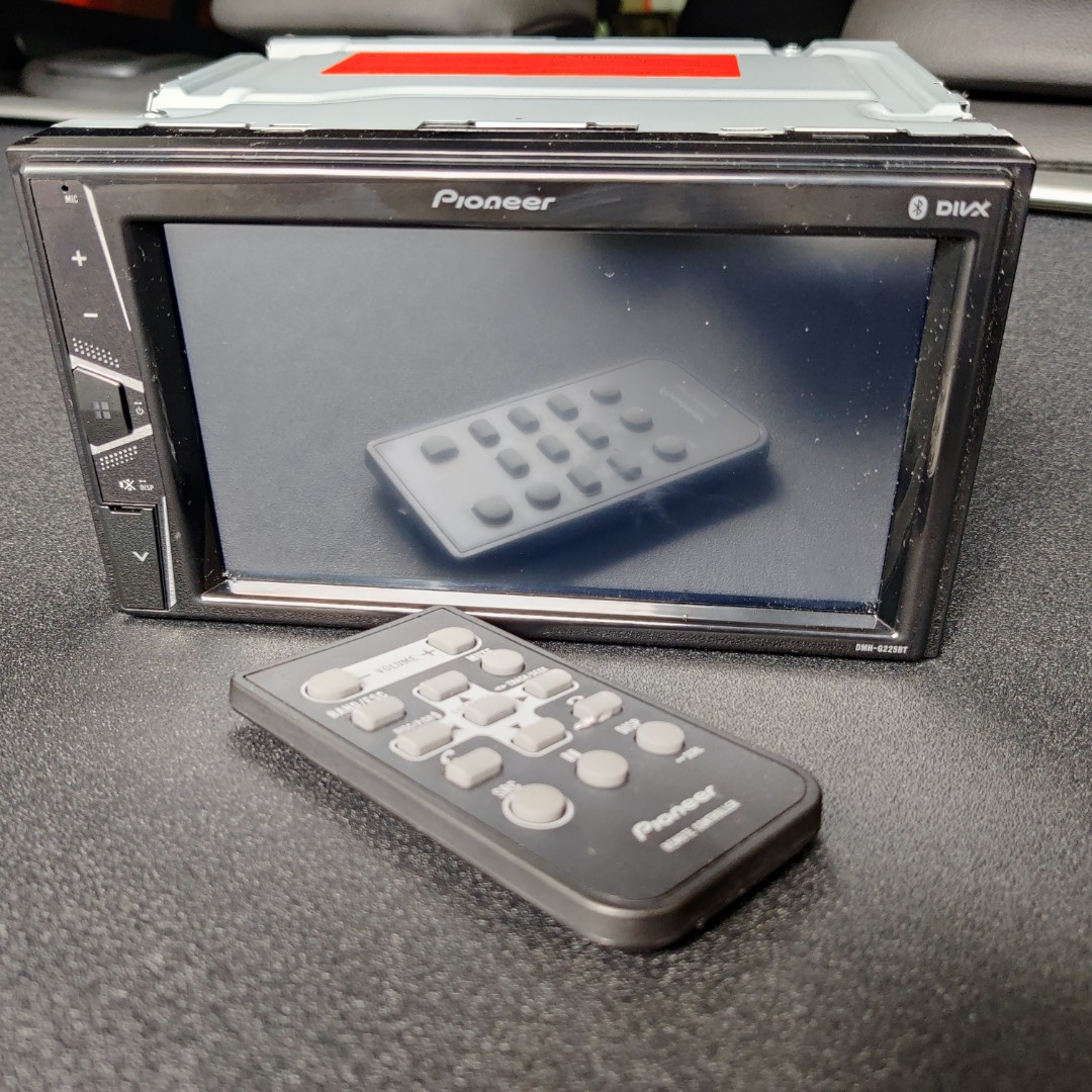 Pioneer Head Unit, Car Accessories, Accessories on Carousell