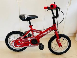 （分類：）位於 。 由 mickeymobile 提交（商品編號 1084452942，圖片 1）。簡介： 。