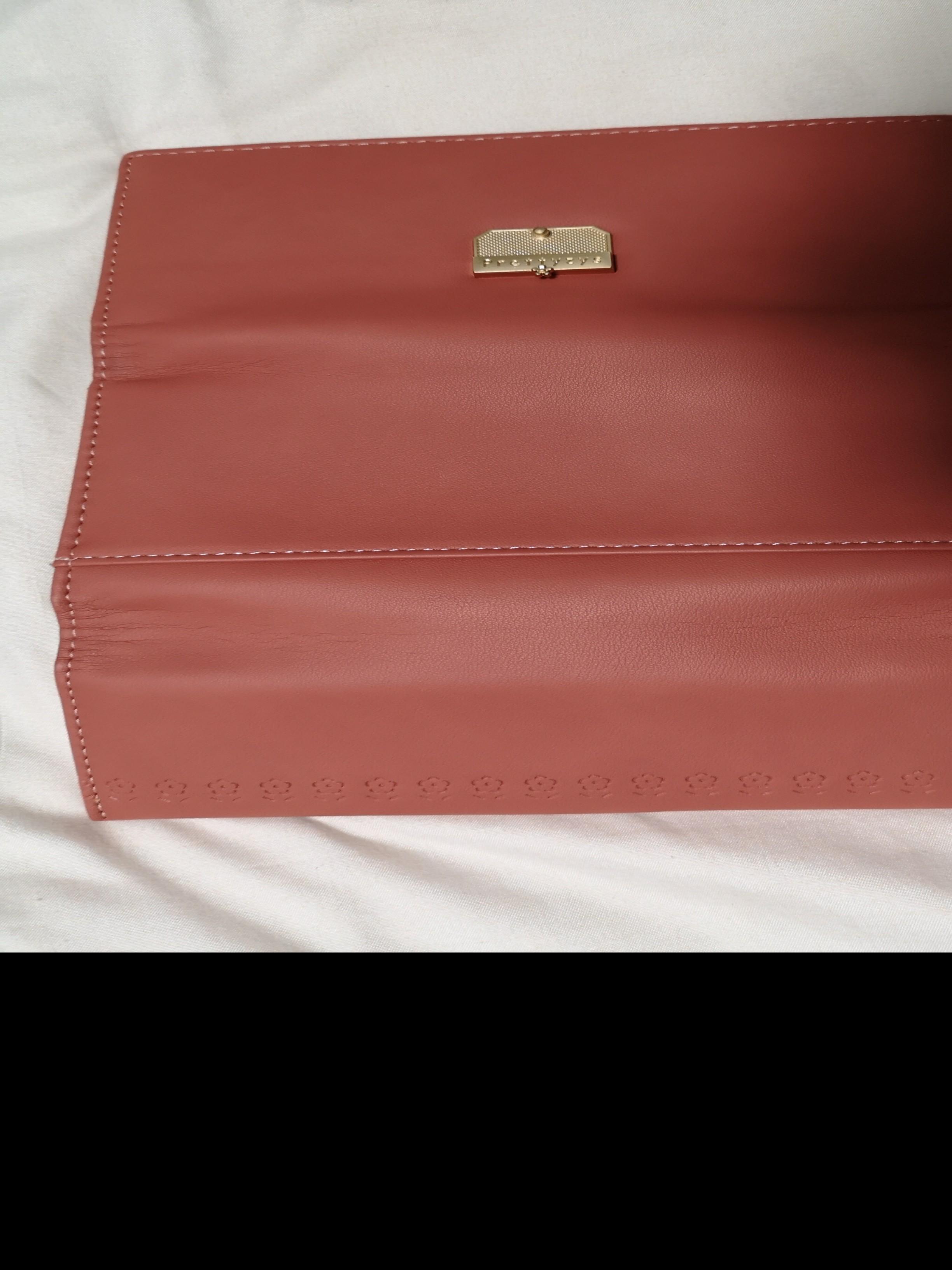 Prettyzys purse outlet