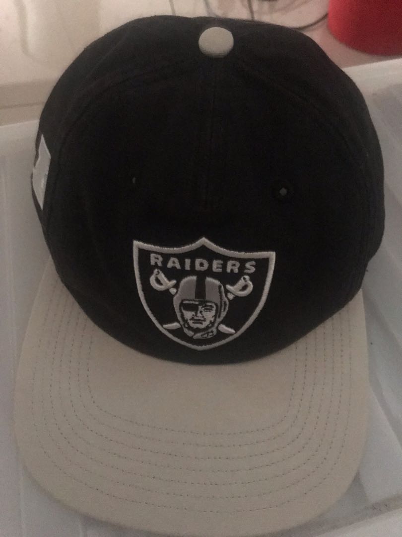 supreme raiders hat