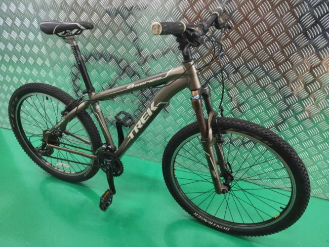 Trek 4300 sale four series