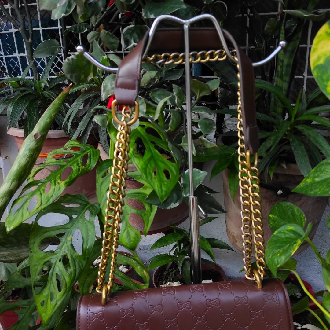 Vintage Brown Chain Sling Bag, Women's Fashion, Bags & Wallets