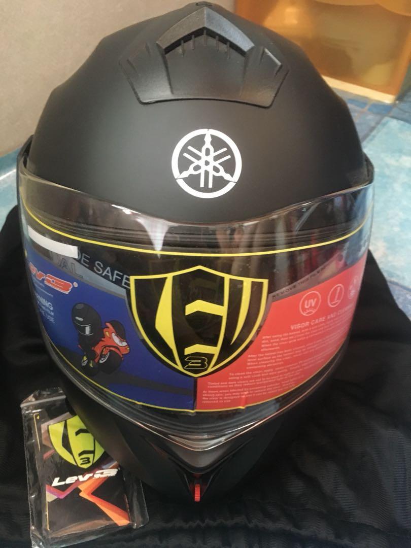 Free top helmet yamaha