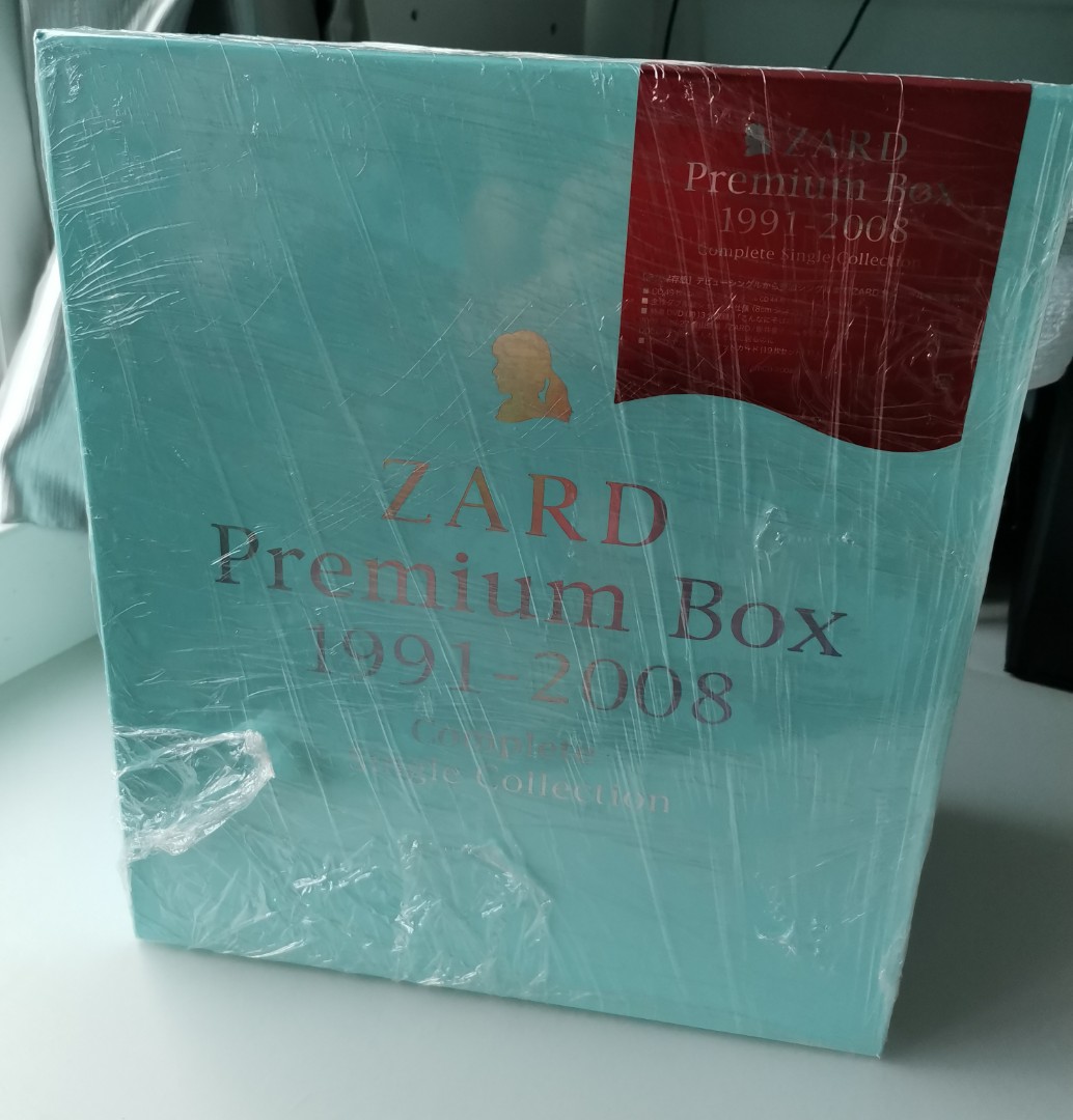 ZARD PREMIUM BOX 1991-2008 COMPLETE SIN…-