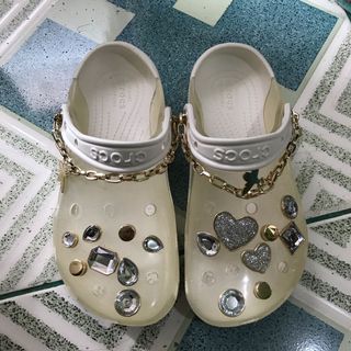 (Category: ) located in . Submitted by shopsoiled.c (Listing ID 1084592270, Image 1). Description: .
