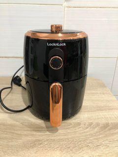 Air Fryer Lock and Lock new