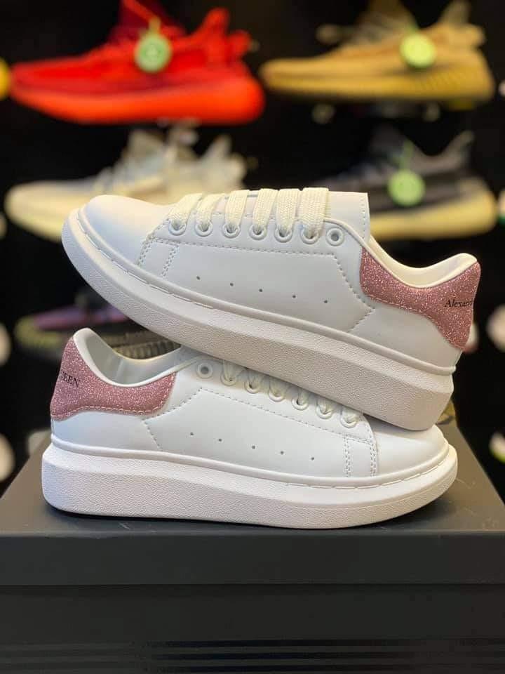 Queen chaussure hotsell