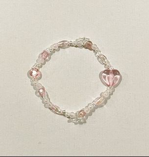 (Category: ) located in . Submitted by cosybeads (Listing ID 1084557067, Image 1). Description: .