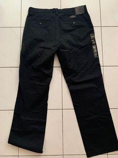 Authentic Banana Republic Men Gavin Chino Pants