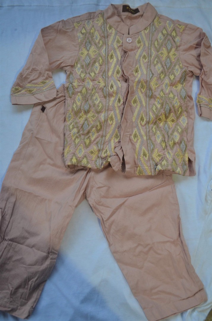 Batik sleepwear/costume, Babies & Kids, Babies & Kids Fashion on Carousell