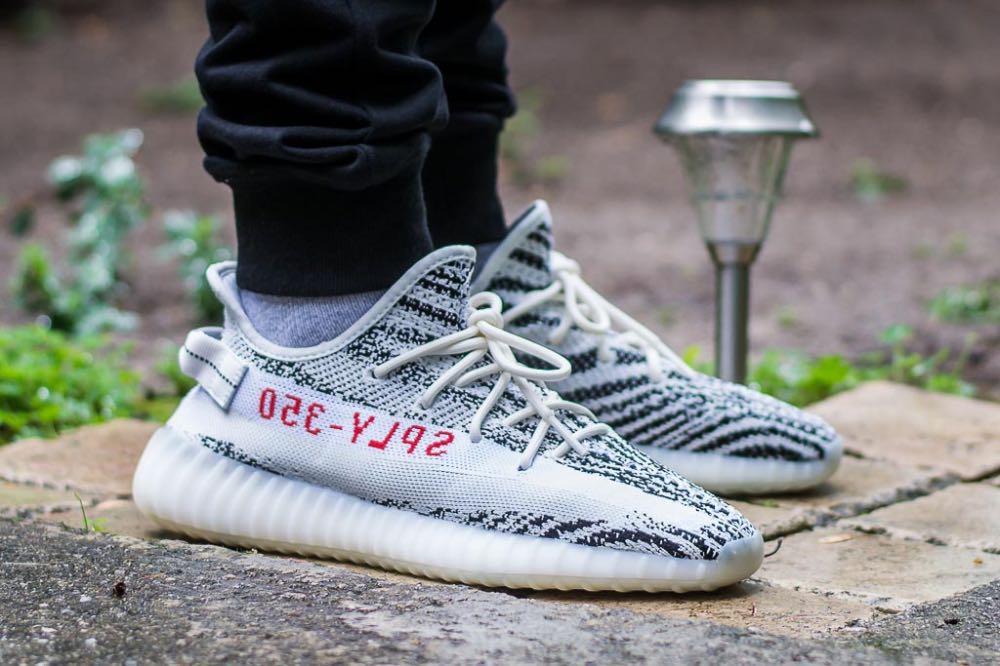 BNWT Yeezy Boost 350 V2 Zebra for sale!, Men's Fashion, Footwear ...