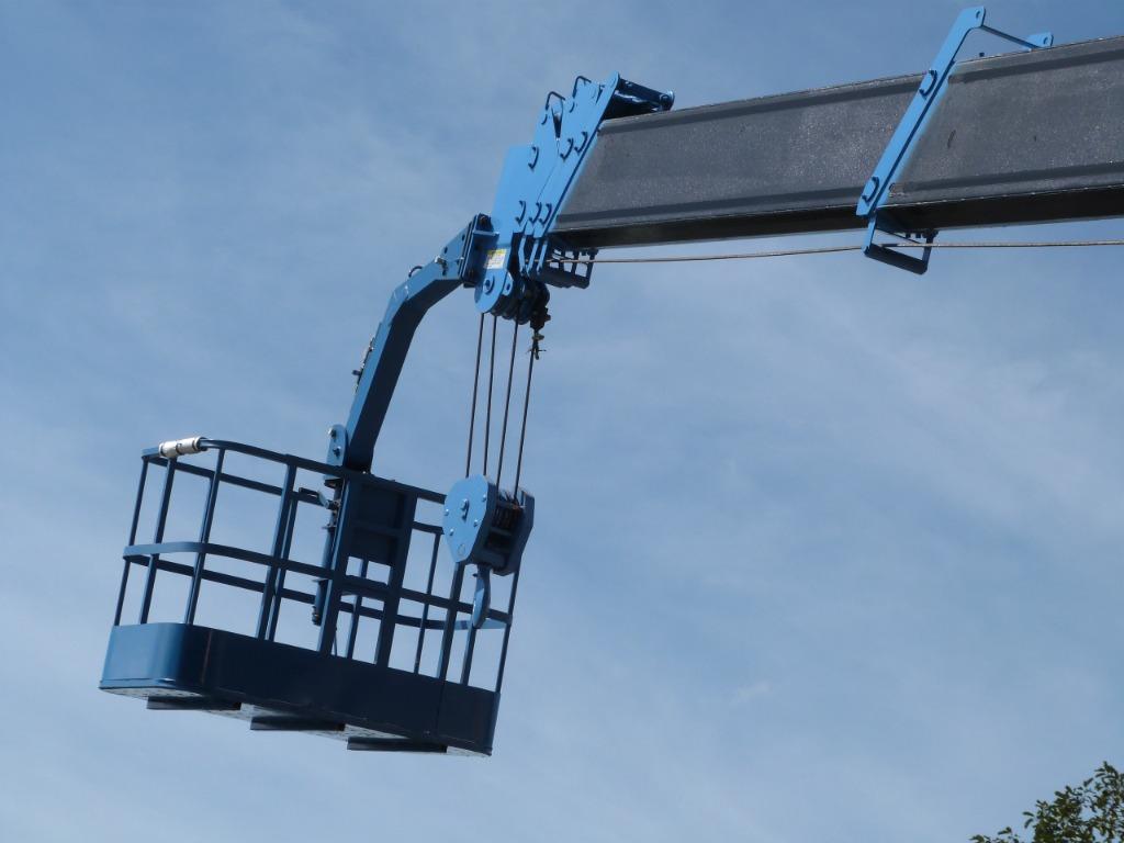 Boom Crane 7 tons Tractor Head, Special Vehicles, Heavy Vehicles on