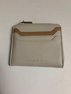 （分類：）位於 。 由 pugg7 提交（商品編號 1084620585，圖片 1）。簡介： 。