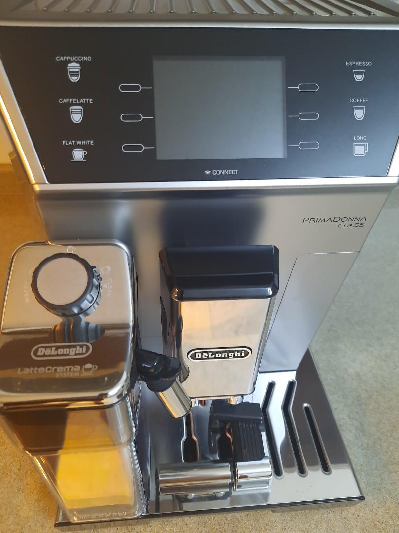 Delonghi Prima Donna Class Espresso Cappuccino Coffee Machine with