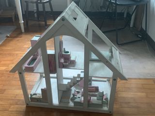 (Category: ) located in . Submitted by abihan (Listing ID 1084608733, Image 1). Description: .
