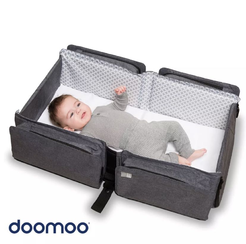Doomoo Baby Travel 2in1 Nursery Bag & Carrycot, Babies & Kids